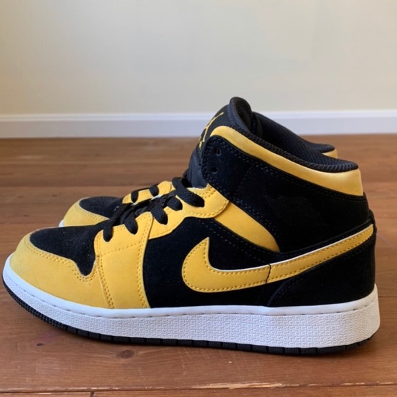 Jordan Shoes - Jordan 1s
